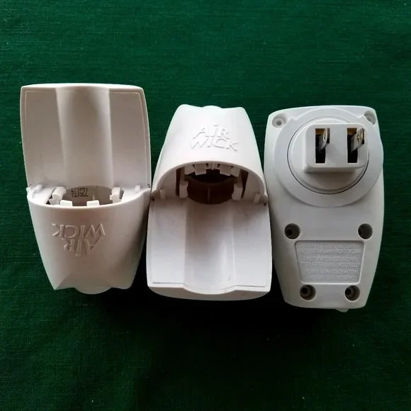 FREE Air Wick Scented Oil Warmer Unit when bundled with any item(s) from my clos - Picture 1 of 1